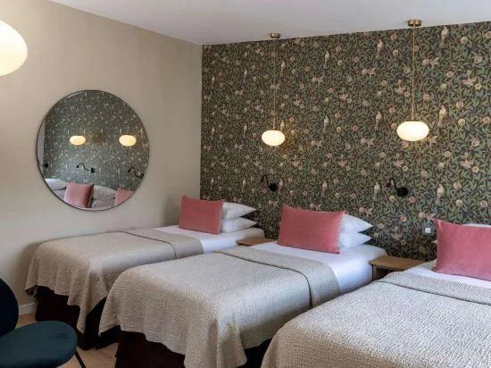 غرفة ثلاثية، Le Petit Beaumarchais Hotel & Spa 1/1