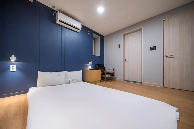 Ondol, Traditional، 141 Mini Hotel 1/3