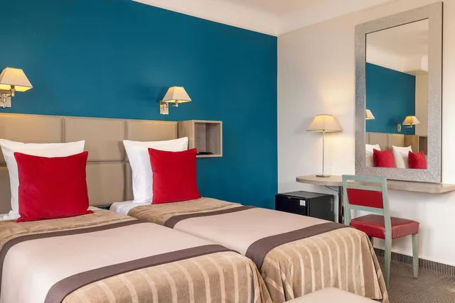غرفة سوبيريور بسريرين منفصلين، HOTEL SAINT PIERRE 2/5