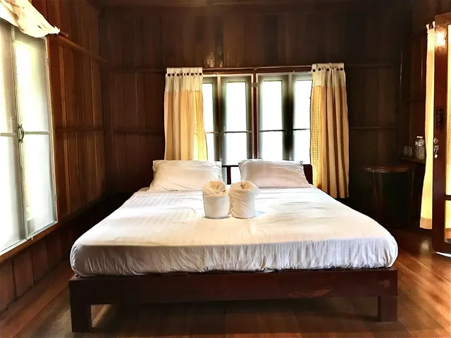 Bungalow, Double Bed, with Fan، Frog Beach House 1/1