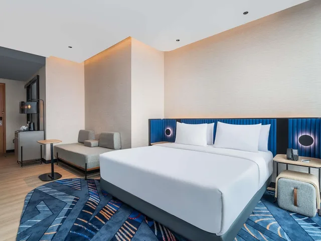غرفة ديلوكس بسرير كينج، Novotel Jakarta Pulo Mas 3/9