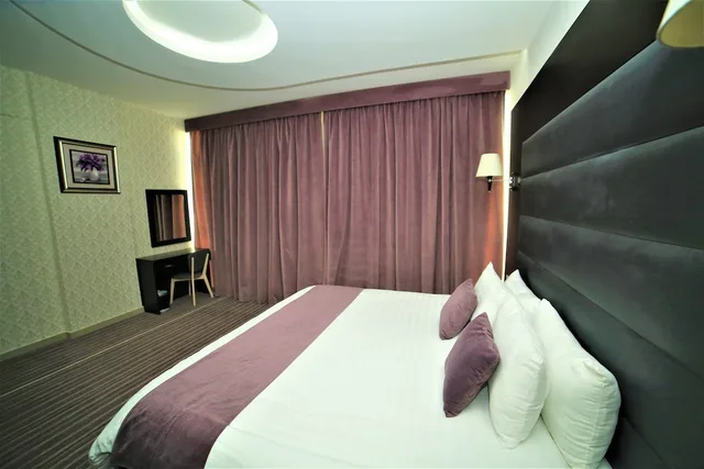 جناح جونيور بسرير كينج، Al Dyafa Hotel Suites 1/2