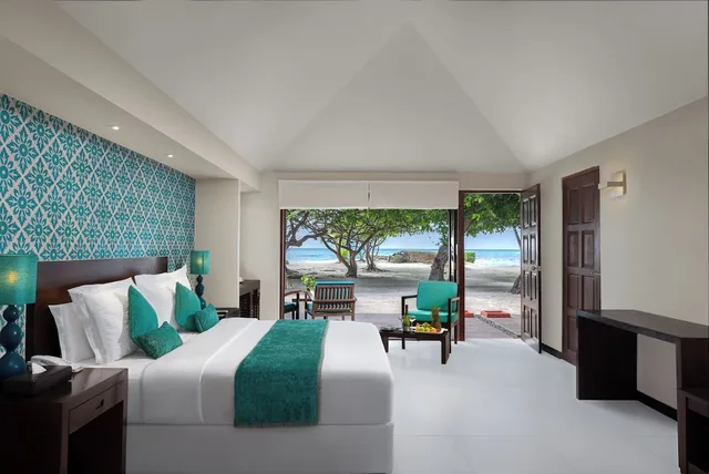 2 Bedrooms, Sunset, Family, Villa, 1 King and 1 Single Beds, Adaaran Select Hudhuran Fushi 1/9