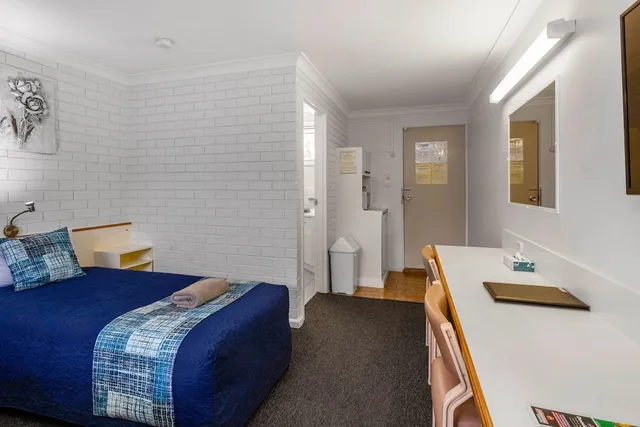 غرفة قياسية بسرير كوين وسرير فردي، Leichhardt Motor Inn 2/6