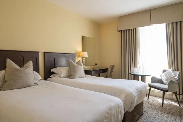 غرفة كلاسيكية بسرير مزدوج أو سريرين منفصلين، St Georges Hotel 5/10