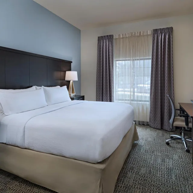جناح بغرفتي نوم لذوي الإعاقة، Staybridge Suites Austin Northwest 1/6