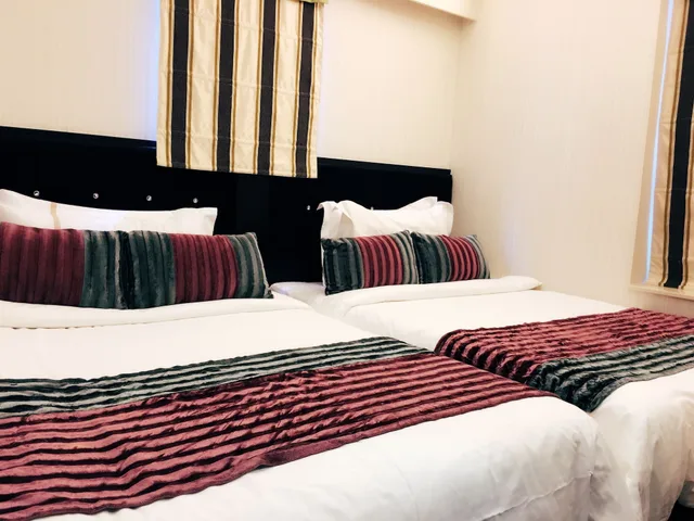 غرفة رباعية بسريرين مزدوجين، Seasons Hotel - Tsim Sha Tsui 2/8