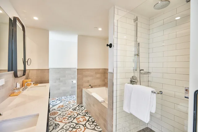 جناح استوديو ديلوكس بسرير كينج بإطلالة على المدينة، Hotel Indigo Lower East Side New York 7/8