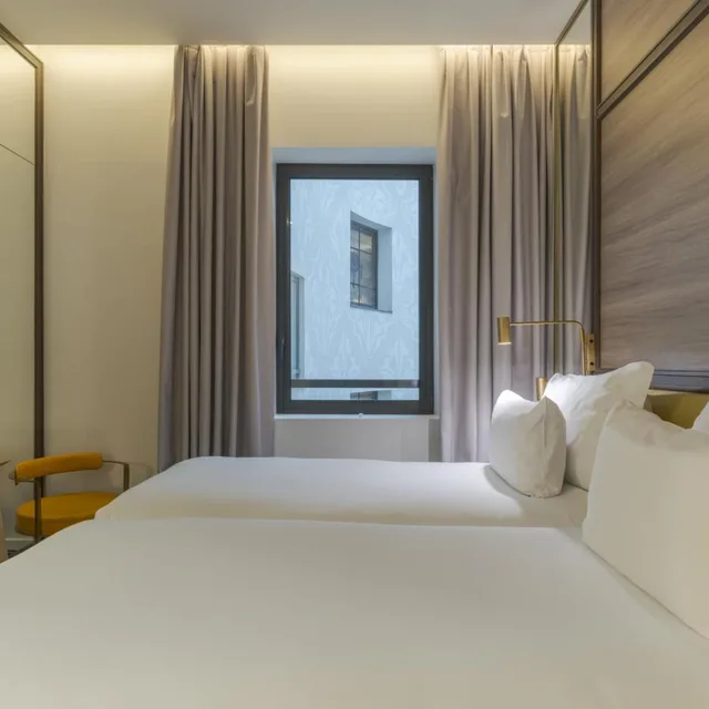 Superior, King Bed, Pestana CR7 Gran Vía 2/8