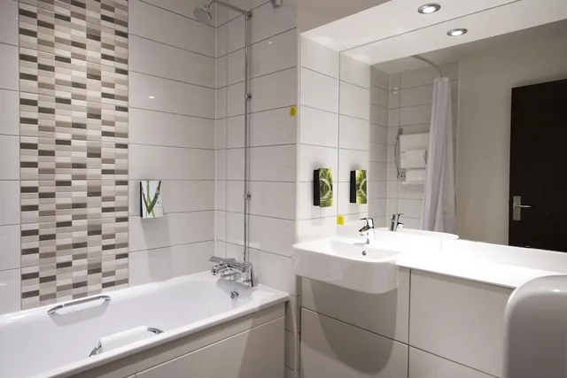 غرفة قياسية بسرير مزدوج، Premier Inn Cockermouth 2/2
