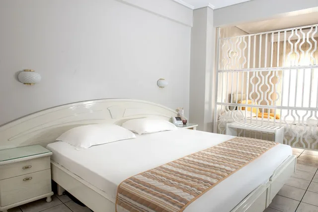غرفة كومفورت رباعية بثلاثة أسرّة مع أريكة، Strass Hotel 2/4