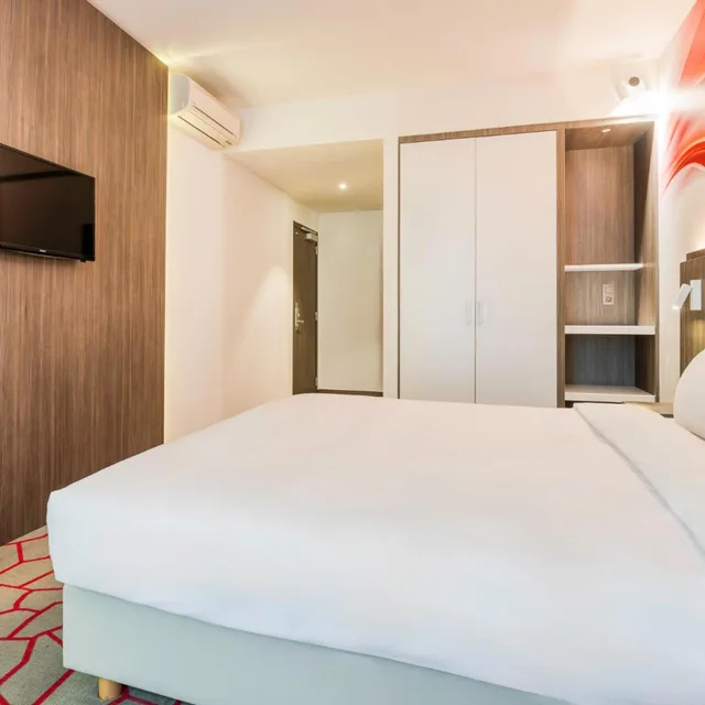 Superior, King Bed, B&B HOTEL Mons Centre 6/10
