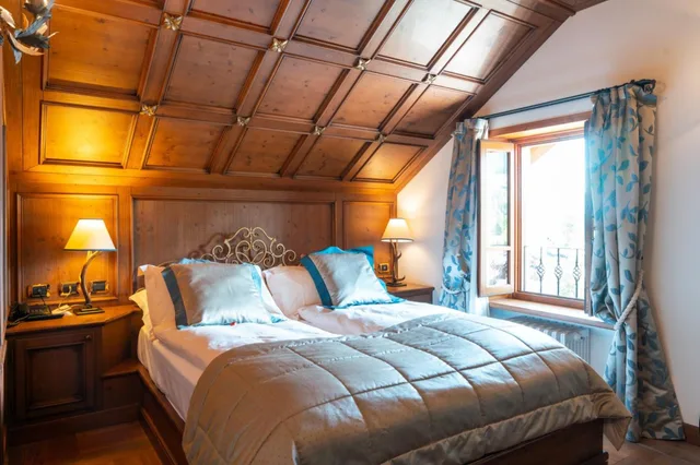 غرفة فاخرة بسرير مزدوج، Ambra Cortina Luxury Fashion Boutique Hotel 1/10