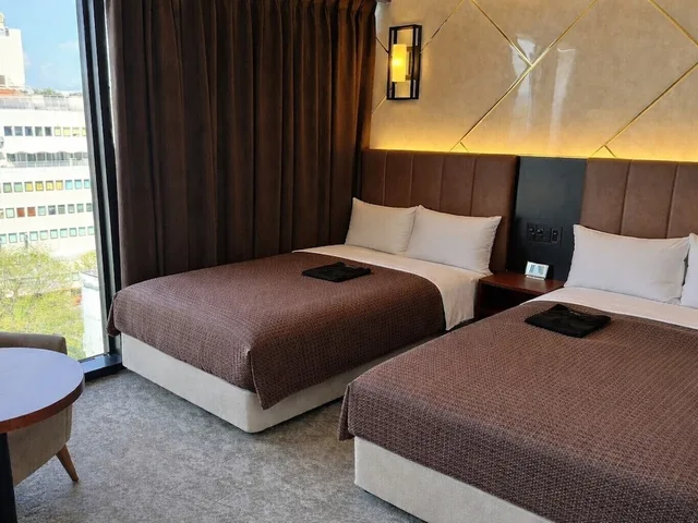 Room, Twin Beds, Castle View, High Floor, PLACE Hotel Ascot 1/6