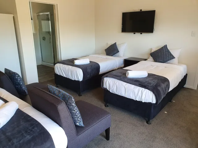 Select, King and Twin Beds، North South Holiday Park 6/10