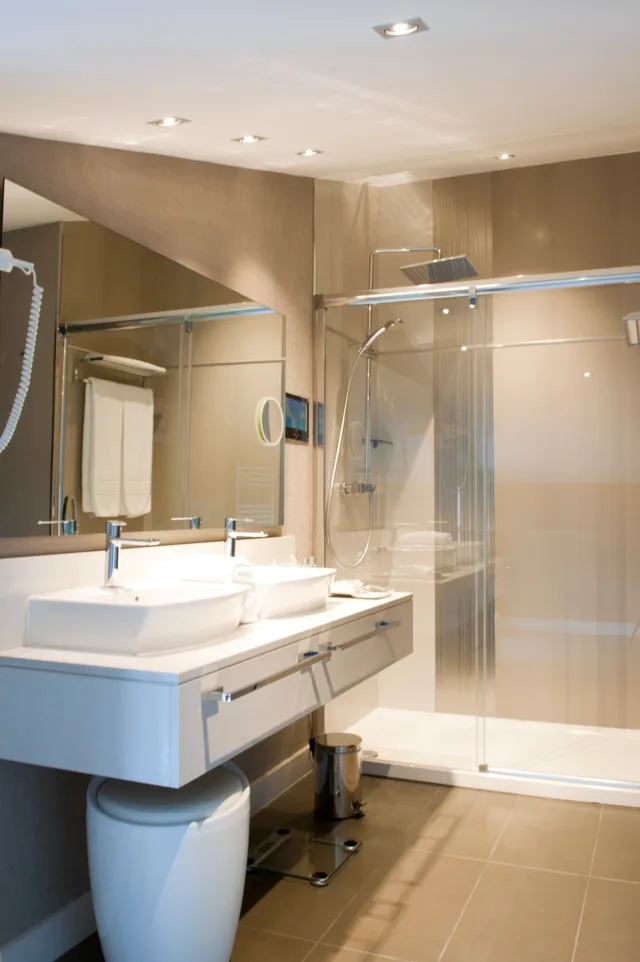 غرفة بسرير مزدوج بجاكوزي، Costa Esmeralda Suites 4/6