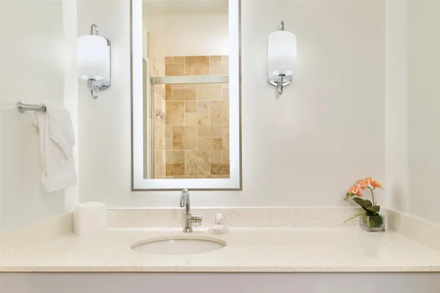 Signature, Club, King Bed, Pool and Ocean View, OUTRIGGER Kauai Beach Resort & Spa 5/5