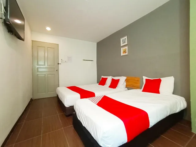 جناح سوبيريور، OYO 89465 Golden Lounge 1/4