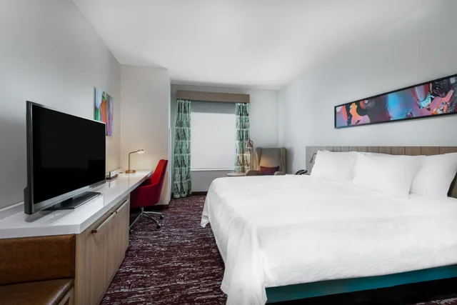 غرفة بسرير كينج، Hilton Garden Inn Longmont 1/2