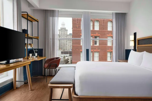 غرفة رئاسية مفردة بغرفة نوم واحدة، Hotel Theo New Orleans, Tapestry Collection by Hilton 3/5