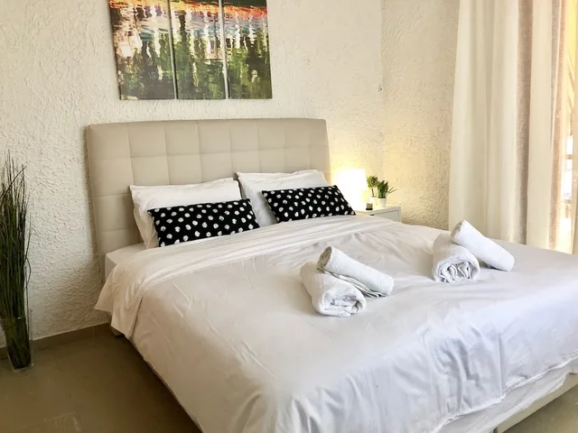 2 Bedrooms, Deluxe, Apartment, 1 Single and 2 Queen Beds، Katerina Apartments 1/6