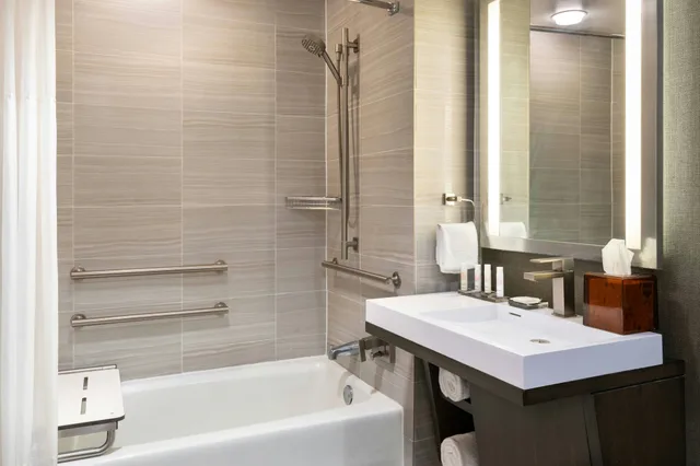 جناح، Sawgrass Marriott Golf Resort & Spa 3/3