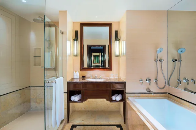 Royal, King Bed, Bathtub, THE ATHENEE HOTEL, A LUXURY COLLECTION HOTEL BANGKOK 8/8