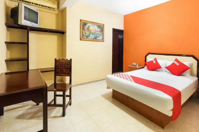 غرفة قياسية بسرير كوين، OYO Hotel Merida 1/5