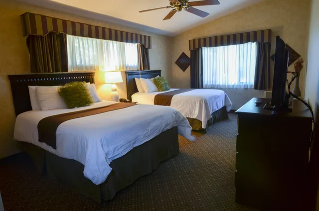 غرفة قياسية بسريرين كوين، Rosedale Inn 1/4