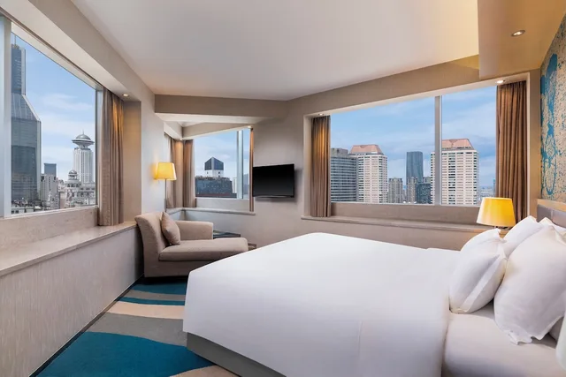 جناح عائلي بسريرين منفصلين مع أريكة، Radisson Collection Hyland Shanghai 6/10