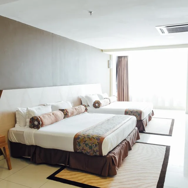 جناح عائلي، Sfera Hotel 1/2