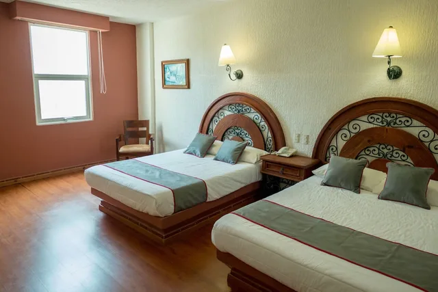 غرفة قياسية بسريرين كوين، Hotel Quinta Antigua 1/4