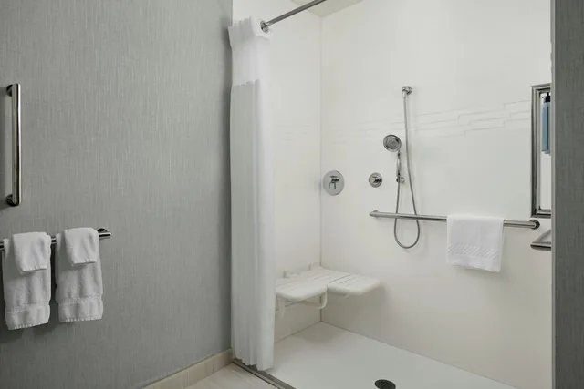 جناح بسرير كينج بغرفة نوم واحدة مع أريكة، Residence Inn By Marriott Breckenridge 4/4