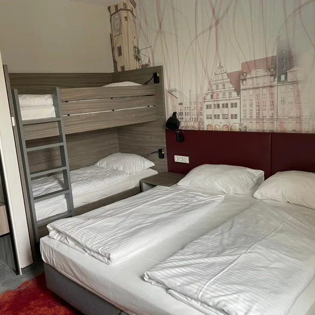 غرفة بسريرين منفصلين، Campanile Leipzig Halle Airport 1/8