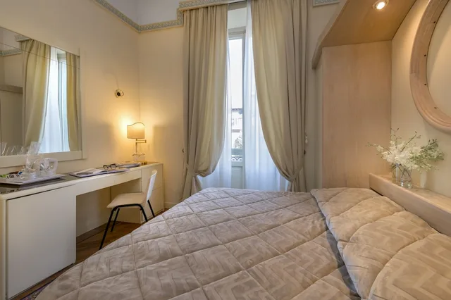 غرفة متصلة كلاسيكية عائلية بسريرين مزدوجين، Grand Hotel Tettuccio 2/3
