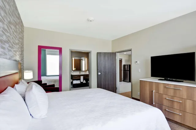 جناح بسرير كينج، Home2 Suites by Hilton Bedford DFW West 1/3