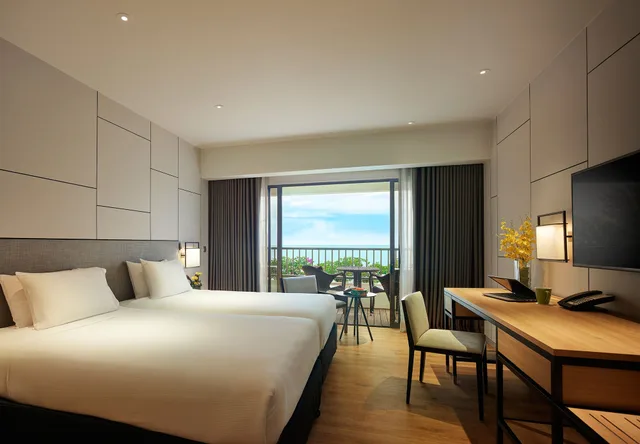 غرفة بريميير بسريرين منفصلين بإطلالة على البحر بشرفة، Parkroyal Penang Resort 1/5