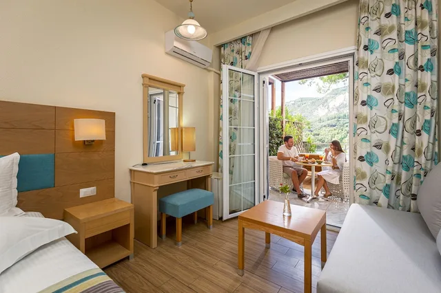 Room, Queen Bed, Private Deck, Akrotiri Beach - Adults Only 1/4