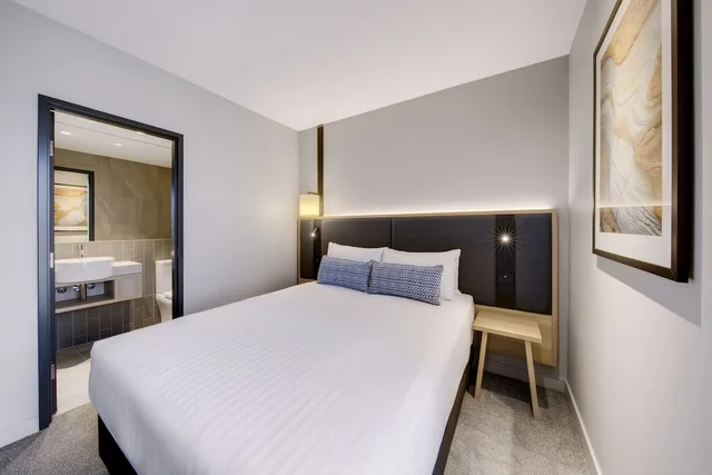 غرفة عائلية بسرير كوين وسريرين منفصلين، Vibe Hotel Hobart 2/8