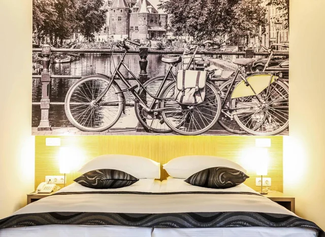 Superior, Double or Twin Bed, Grad Hotel 6/10