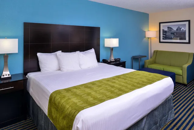 غرفة، Best Western Leesburg Hotel & Conference Center 5/9