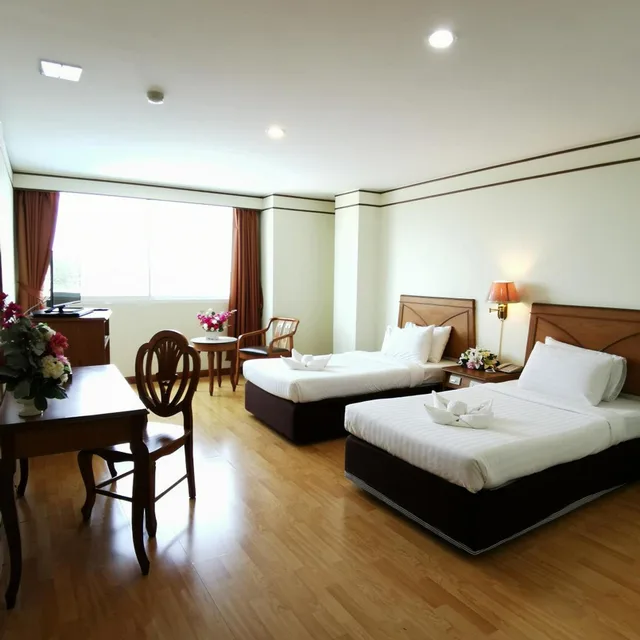 غرفة سوبيريور بسرير مزدوج أو سريرين منفصلين، Morakot Hotel Chumphon 5/9