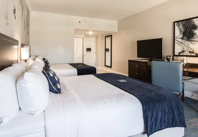 Room, 2 Queen Beds, Scenic View، The Read House Hotel Historic Inn and Suites 4/8