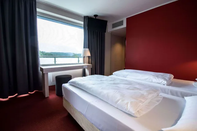 غرفة قياسية بسرير مزدوج، Serways Hotel Remscheid 1/5