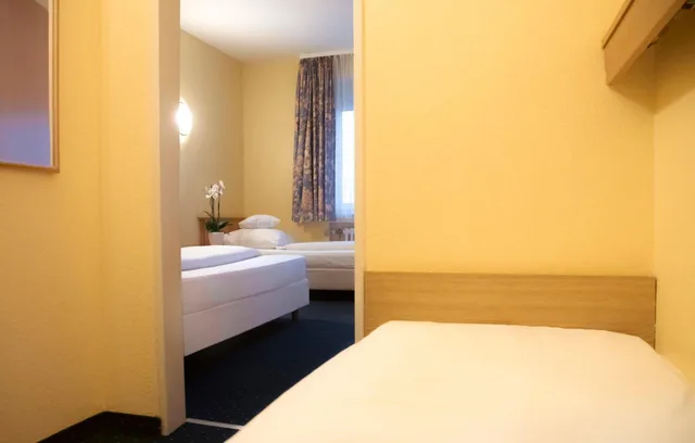 غرفة ثلاثية بسرير فردي، Friends Hotel Kerpen 8/8