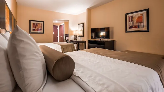 غرفة قياسية بسريرين كوين لذوي الإعاقة، Best Western Plus Airport Inn Suites Salt Lake City 6/9