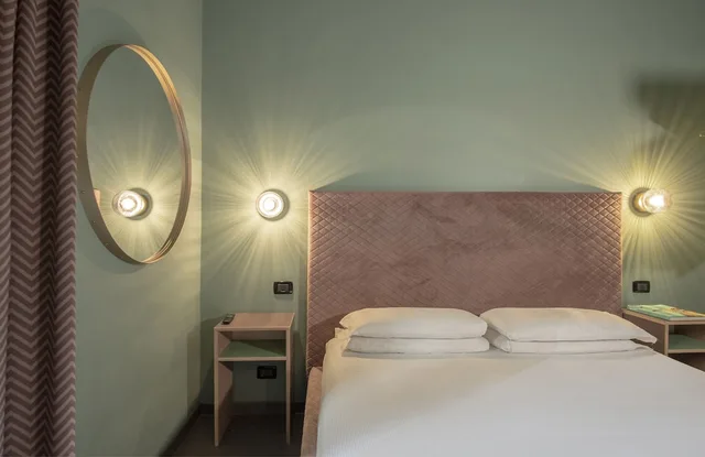 غرفة متصلة عائلية بسريرين مزدوجين، Milani Hotel 1/10