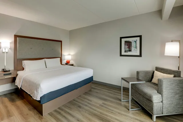 غرفة بسرير كينج لذوي الإعاقة، Hampton Inn & Suites Rome 4/6