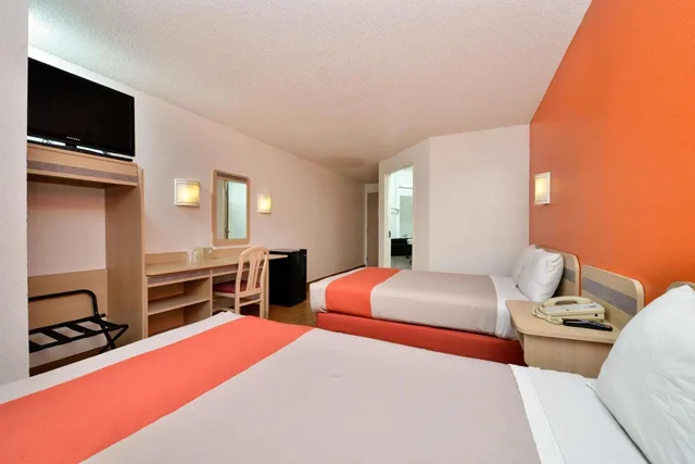 Room, Quadruple, Accessible, Motel6 McKinney, TX - North 1/10