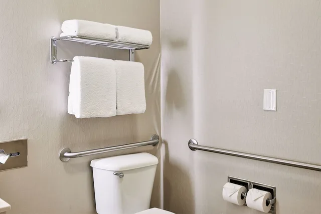 جناح بسريرين كوين مع سرير سحّاب إضافي، Springhill Suites Phoenix Downtown 6/9